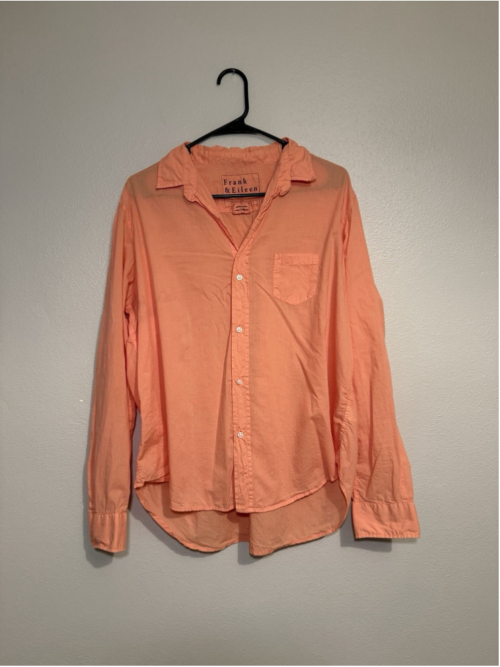 Frank & Eileen Eileen Coral Cotton Button Down | Quiet Luxury